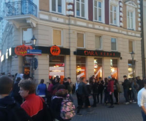 Kebaby za darmo wywołały poruszenie w Rzeszowie. Przyszły TŁUMY!