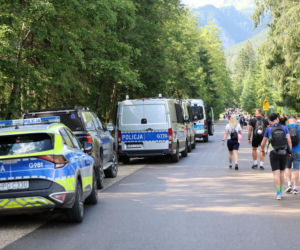 Protest przeciw przewozom konnym do Morskiego Oka