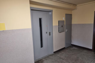 Koniec z windami w starych blokach w Polsce? Ministerstwo zdecydowało