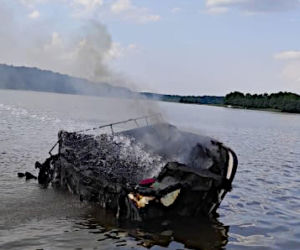 Tragiczny finał tankowania łodzi na Jezioraku. Pożar i poparzeni turyści
