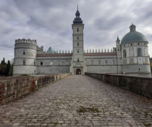 Jesienny spacer po parku zamkowym w Krasiczynie