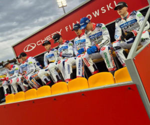 Byki z premierową wyjazdową wygraną