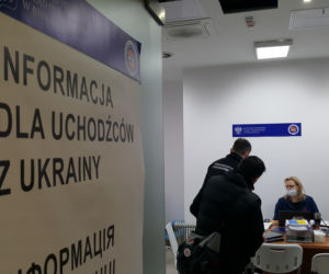 Punkt informacyjny dla Ukraińców na dworcu w Bydgoszczy