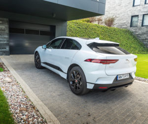 Jaguar I-Pace EV400 AWD SE