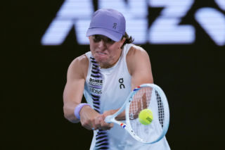 WTA Doha PREMIE: Ile zarobiła Iga Świątek? Nagrody pieniężne w Katarze robią wrażenie!