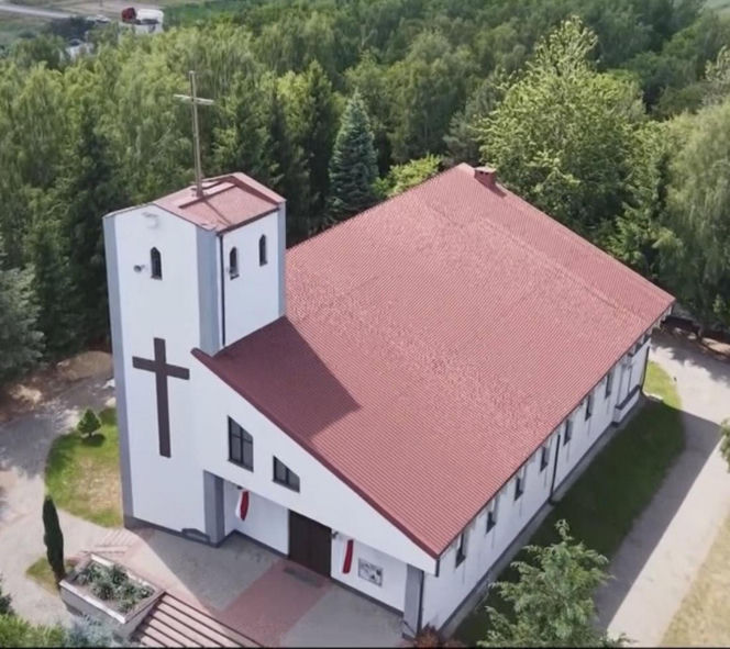 Proboszcz apeluje do wiernych, by w upały zostali w domach. „To nie jest grzech”