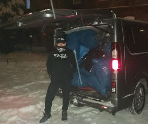 Nie mogą chodzić na mecze, ale wciąż zajmują się pomaganiem. Dziewczyny z Torcida Girls tym razem wsparły ogrzewalnę dla bezdomnych [ZDJĘCIA]