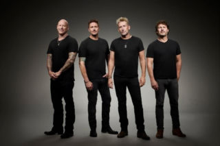 Nadchodzi nowy album Nickelback! Posłuchaj pierwszego singla, Rattle The Cage z udziałem Johna 5!