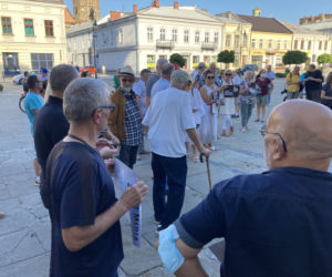 Protest w Nowym Sączu przeciwko zmianom w ustawie o radiofonii i telewizji
