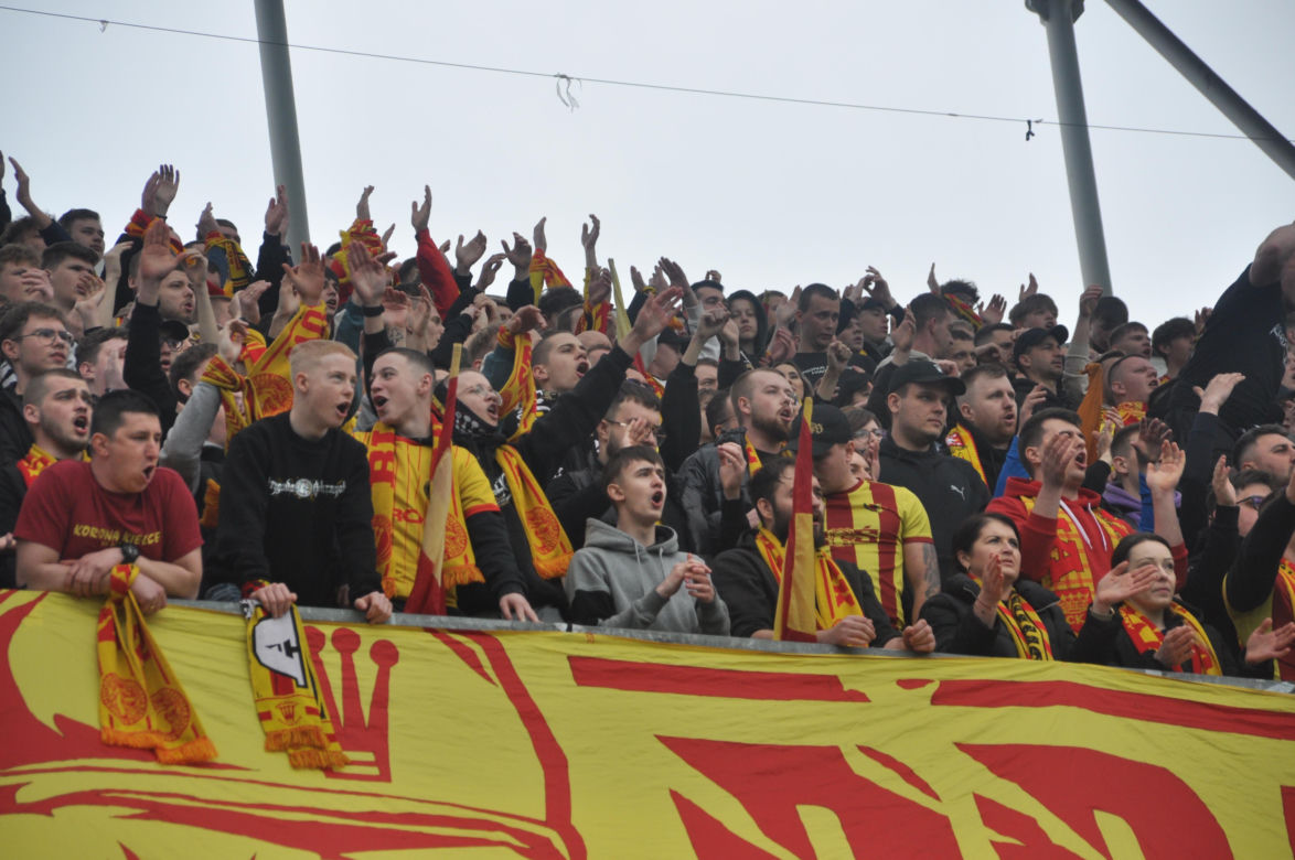 Tak dopingowali kibice na meczu Korona Kielce - Radomiak Radom