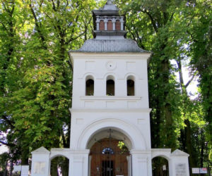 Jeden z najpiękniejszych pałaców znajduje się w województwie łódzkim. Jest dumą średniowiecznego miasta