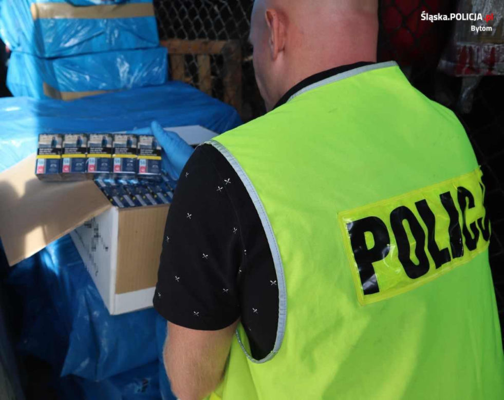 Bytomscy policjanci przejęli papierosy bez akcyzy