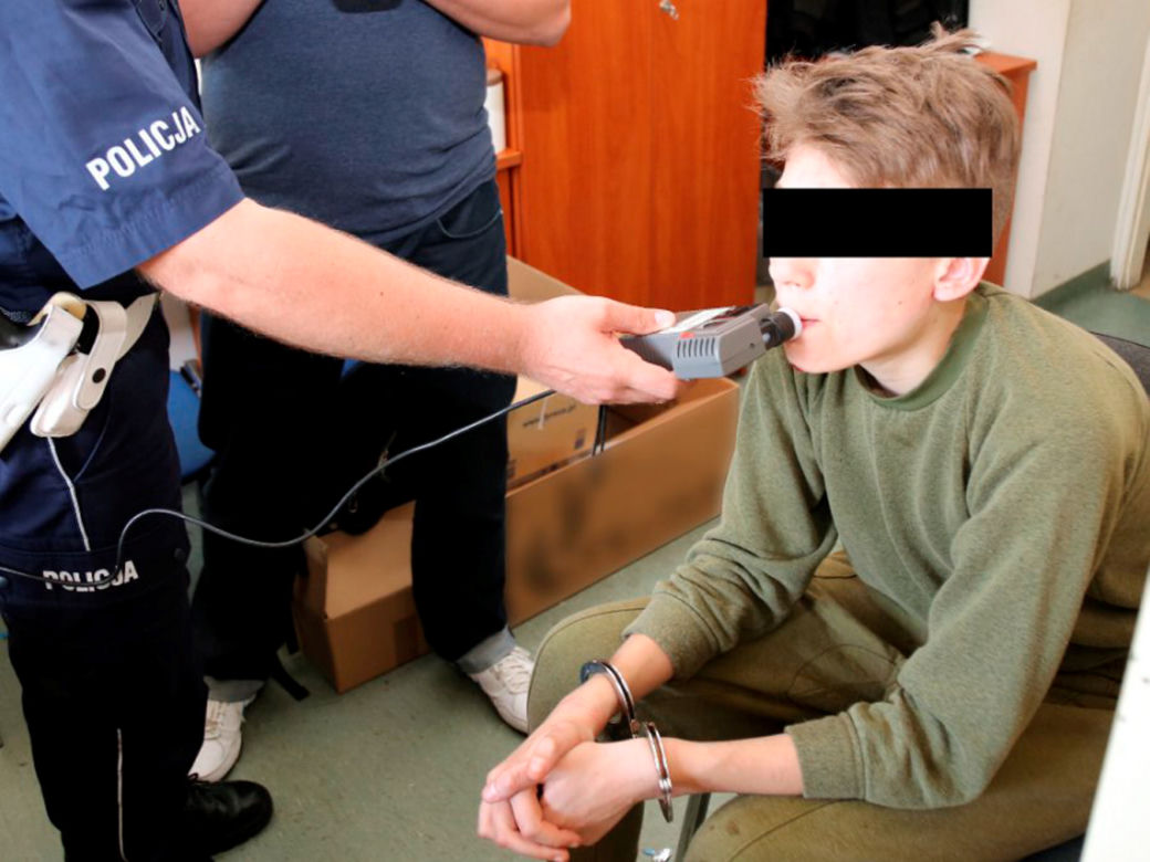 Anarchiści chcieli wysadzić komisariat