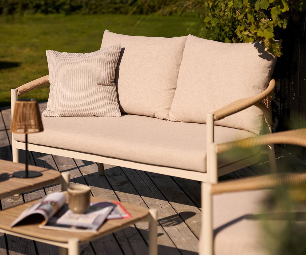 Zanim kupisz meble na balkon lub taras. Zobacz, co jest modne w 2026 roku