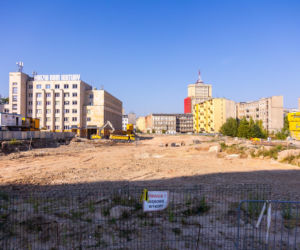 Łódzki Dom Kultury - wciąż jest częścią placu budowy