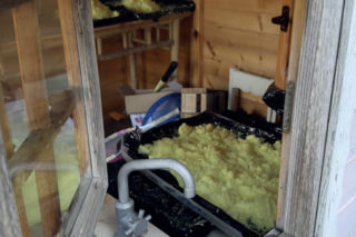 Laboratorium śmierci na Mazowszu. Kontrterroryści znaleźli kilogramy narkotyków i przedziwne przedmioty