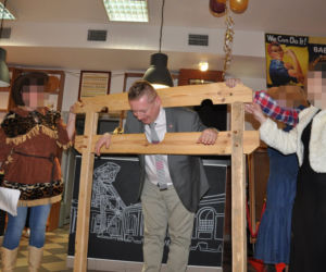 Męski striptiz na samorządowej imprezie