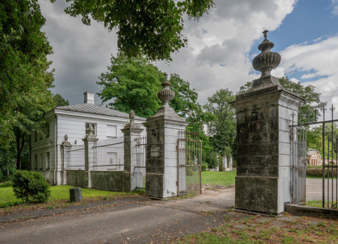 To najciekawsze miasto w województwie śląskim. Leży na ziemiach Małopolski i zachwyca zabytkowym pałacem