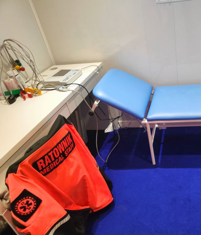 Przemyśl. Zwolnieni z pracy ratownicy wrócili do pracy [GALERIA]