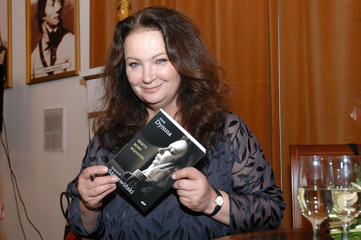 Anna Dymna kiedyś i dziś. Tak na przestrzeni lat zmieniała się niezapomniana Ania Pawlakówna
