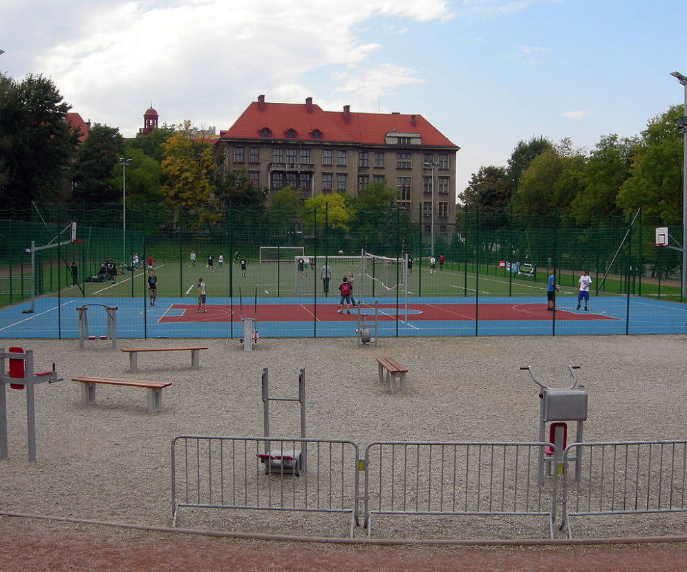 Animatorzy są potrzebni do prowadzenia zajęć na orlikach