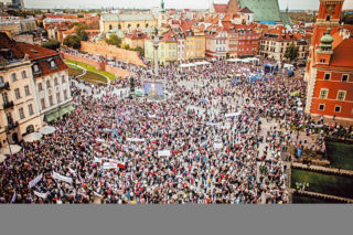 WARSZAWA: 100 tysięcy osób w marszu Obudź się Polsko: Przebrała się miara zła ZDJĘCIA