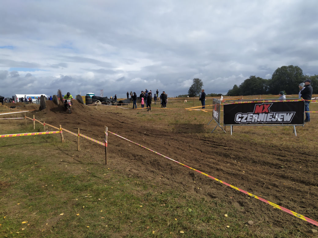 ZOBACZ ZDJĘCIA z III rundy mistrzostw okręgu warszawskiego Cross Country w Czerniejewie