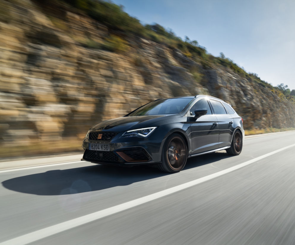 Nowy Leon Cupra R ST