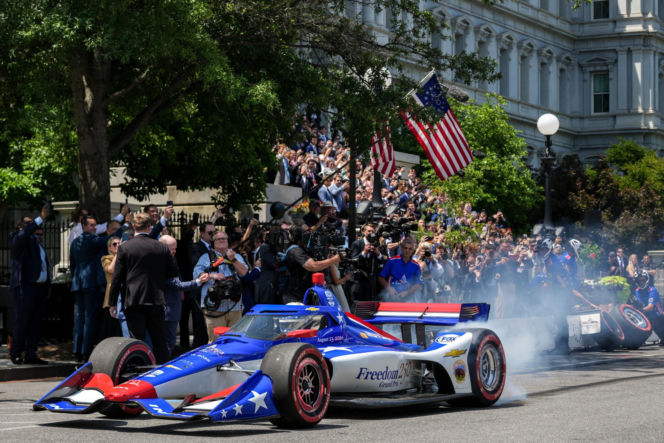 Trump zaprasza na wyścigi IndyCar na zwieńczenie obchodów rocznicowych w Waszyngtonie