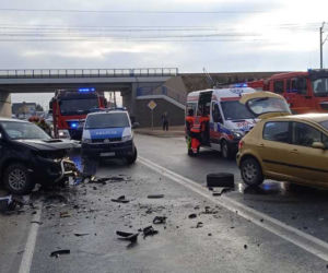 Wypadek na ul. Piotrkowskiej w Opocznie, 9.02.2022 r.