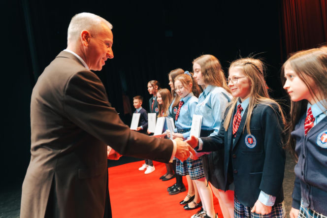 Najzdolniejsi uczniowie odebrali stypendia Prezydenta Miasta Siedlce