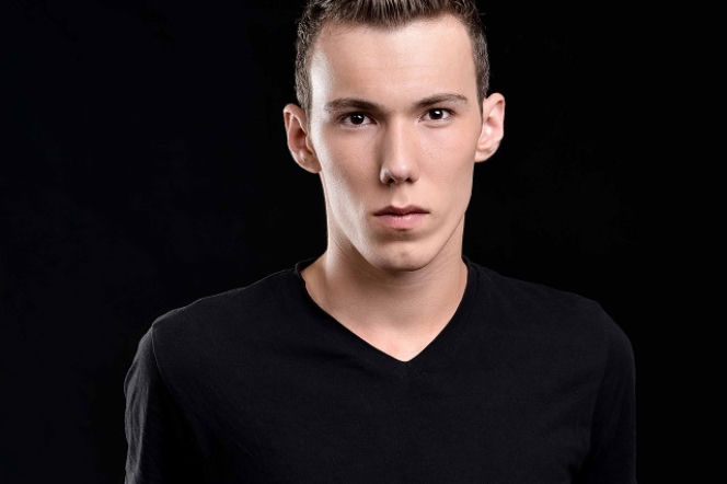Tom Swoon: piosenka All The Way Down porywa do tańca! Światowy hit polskiego DJ-a!