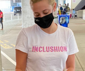 Lili Reinhart na lotnisku w Vancouver