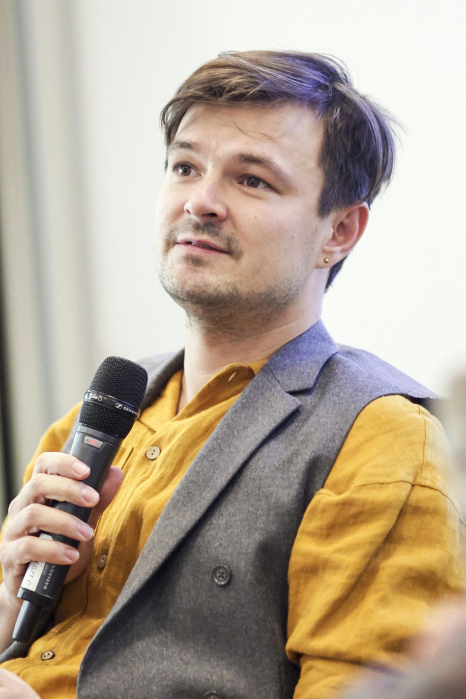 Dawid Ogrodnik kiedyś i dziś. Aktor-kameleon na przestrzeni lat przeszedł wielką metamorfozę