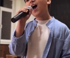 To nasza największa konkurencja na Eurowizji Junior! Albert Armenakyan zaczął śpiewać w wieku sześciu lat