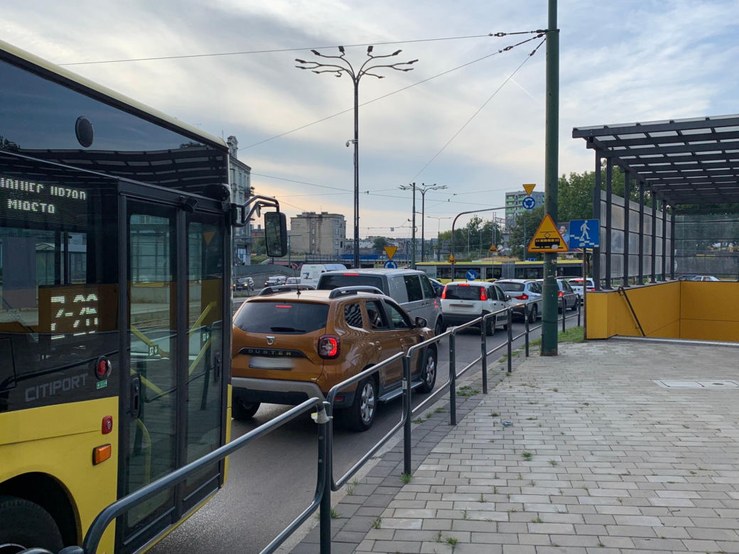 Utrudnienia dla kierowców w centrum Sosnowca.