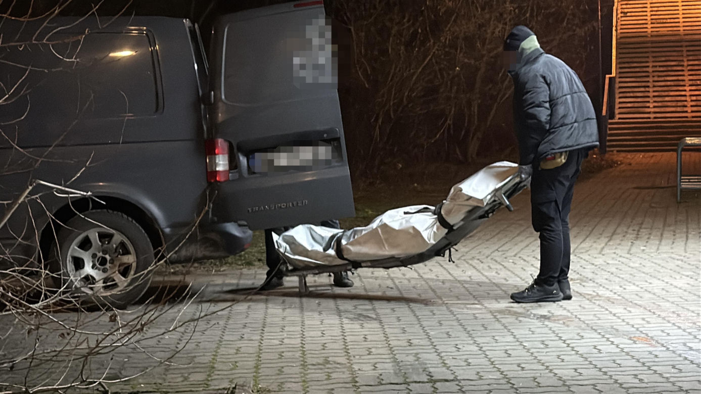 Przerażające odkrycie w przejściu podziemnym na Pradze. Znaleziono ciało 