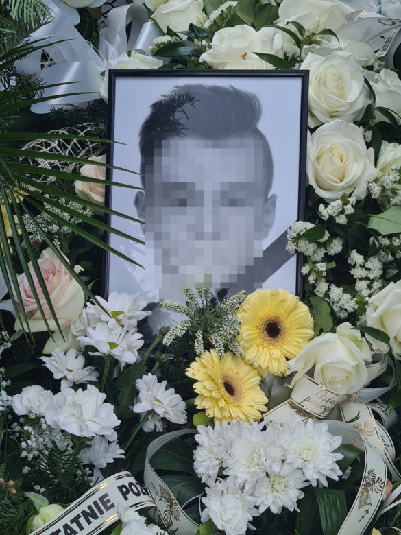 Bliscy pożegnali Mateusza, który zginął pędząc do pracy w Radawie [GALERIA]