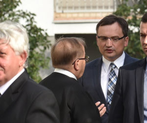 RYDZYK UDZIELIŁ ŚLUBU CÓRCE BEATY KEMPY