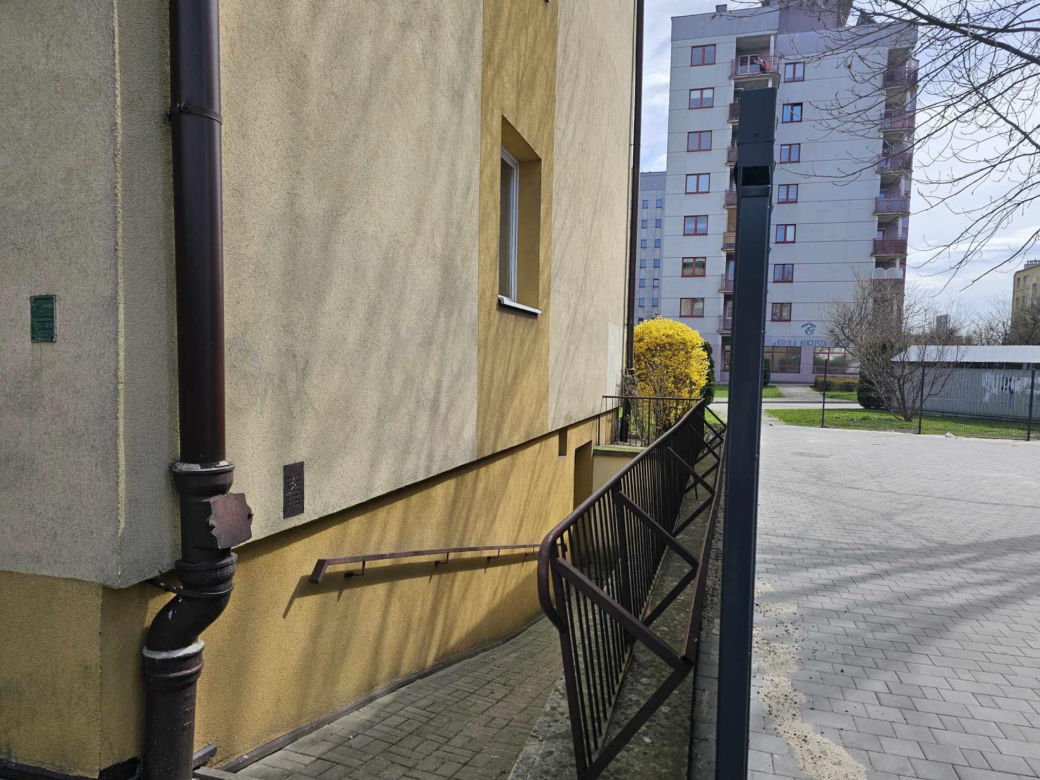 Zostaliśmy uwiezieni w naszym bloku