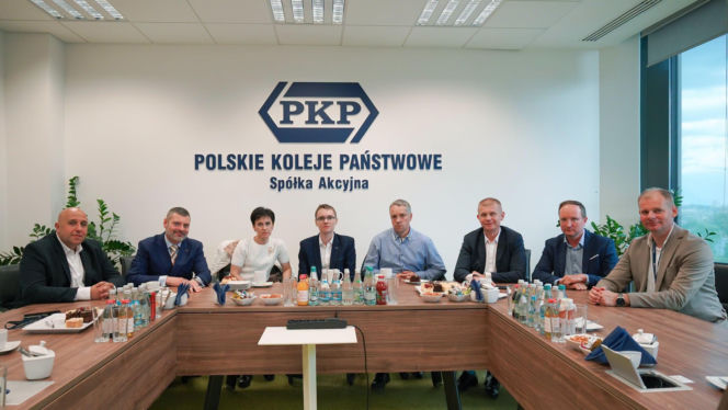 17-letni Dominik w siedzibie PKP na zaproszenie przewoźnika