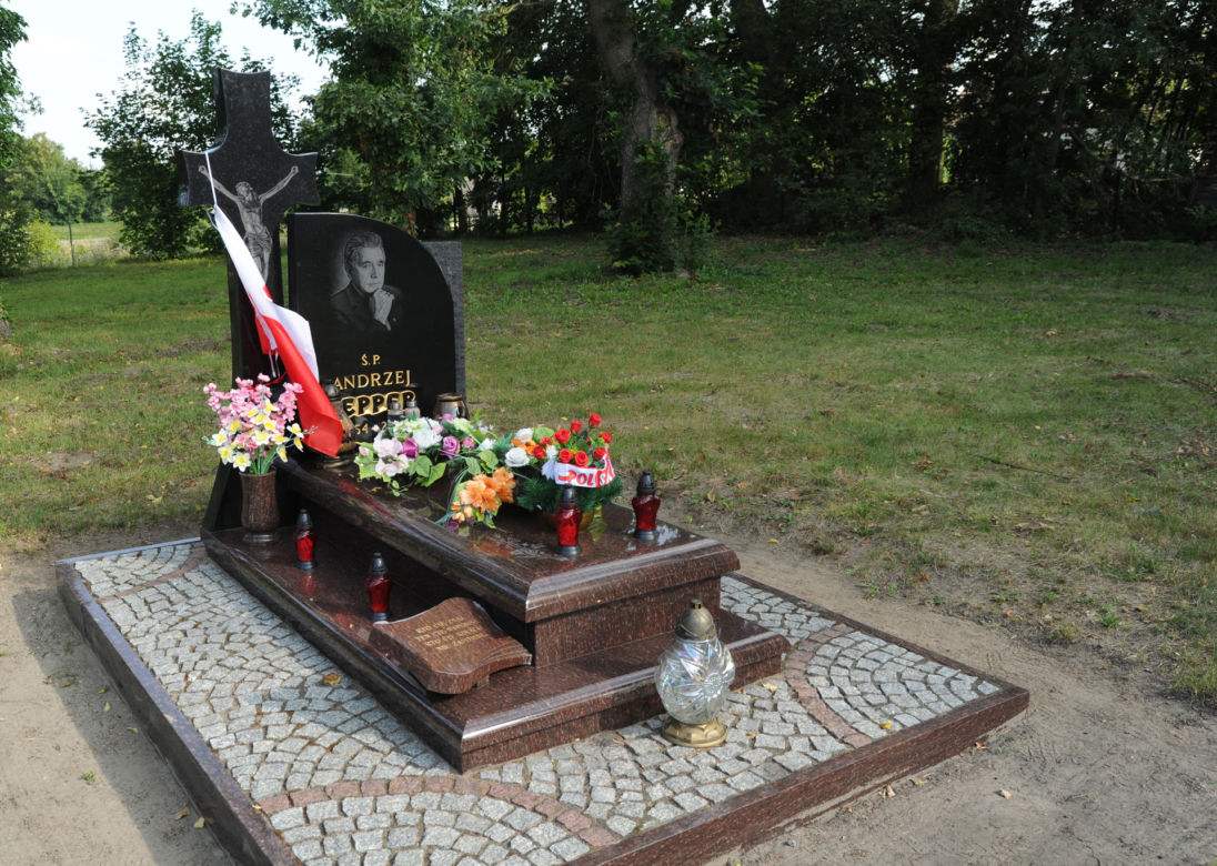 Grób Andrzeja Leppera