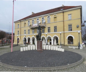 To najpiękniejsze miasteczko w woj. łódzkim. Zachwyca zabytkowymi mieszczańskimi domami