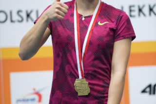 18-letnia Ewa Swoboda bez tatuaży