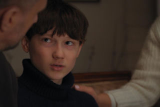 M jak miłość, odcinek 1931: Franek po ataku ojczyma na Bartka wreszcie wyzna, co mu zrobił ten potwór. Zrozumie, że Lisiecki chroni go jak prawdziwy ojciec  - WIDEO