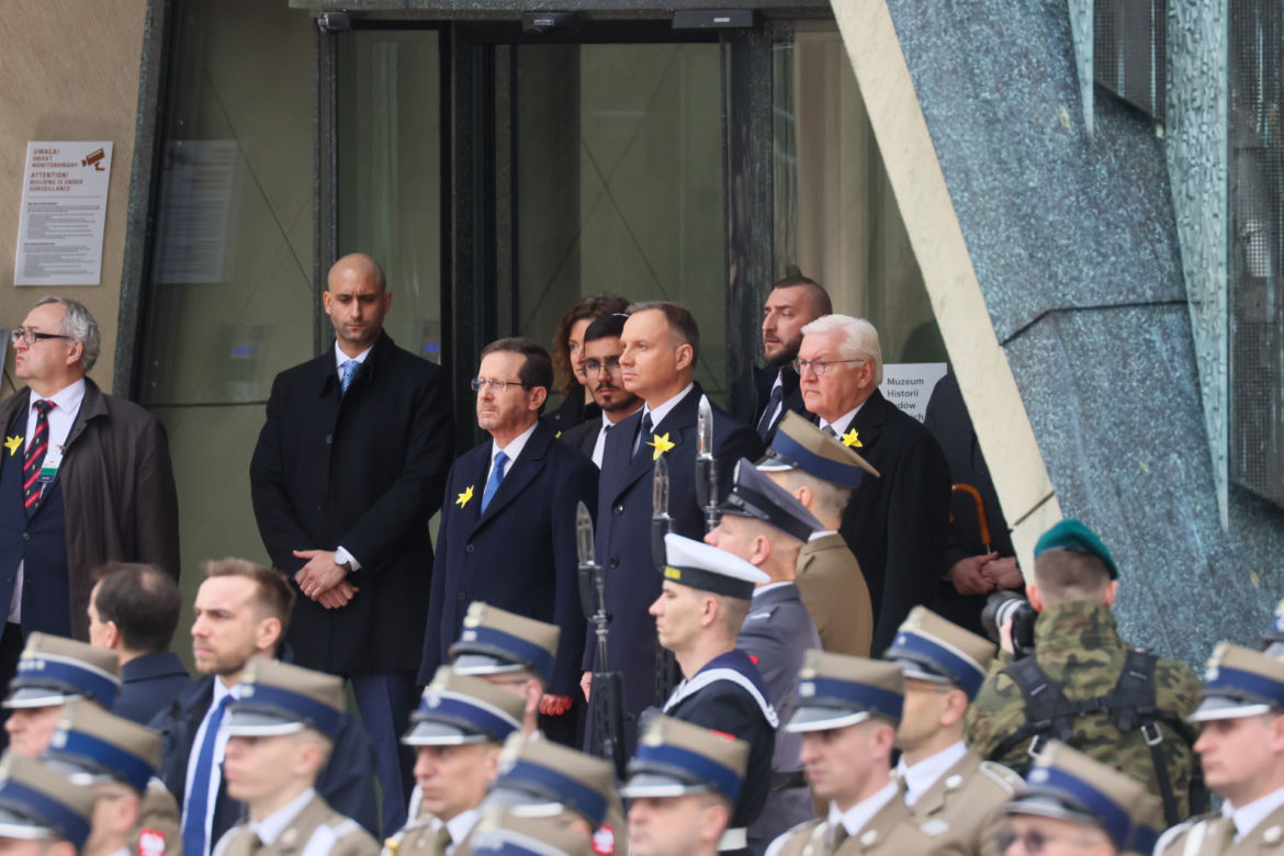 Prezydenci oddali hołd bohaterom getta warszawskiego 
