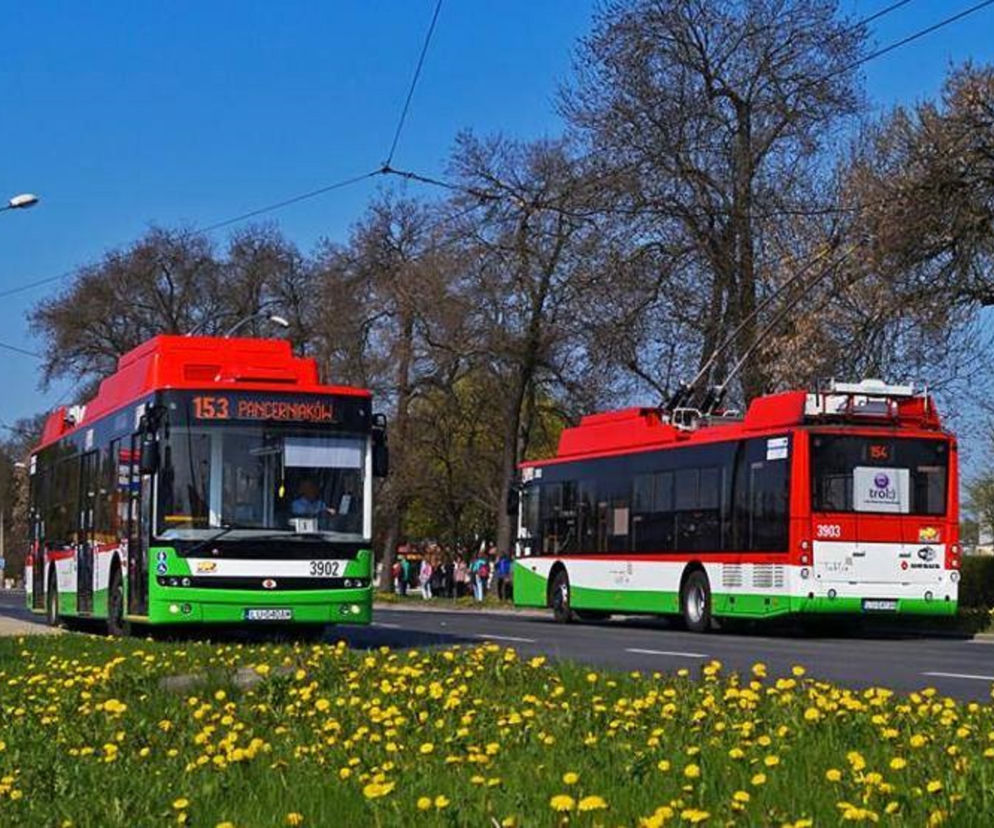Zmiany kursowania dotyczą 16 linii, są też zupełnie nowe trasy