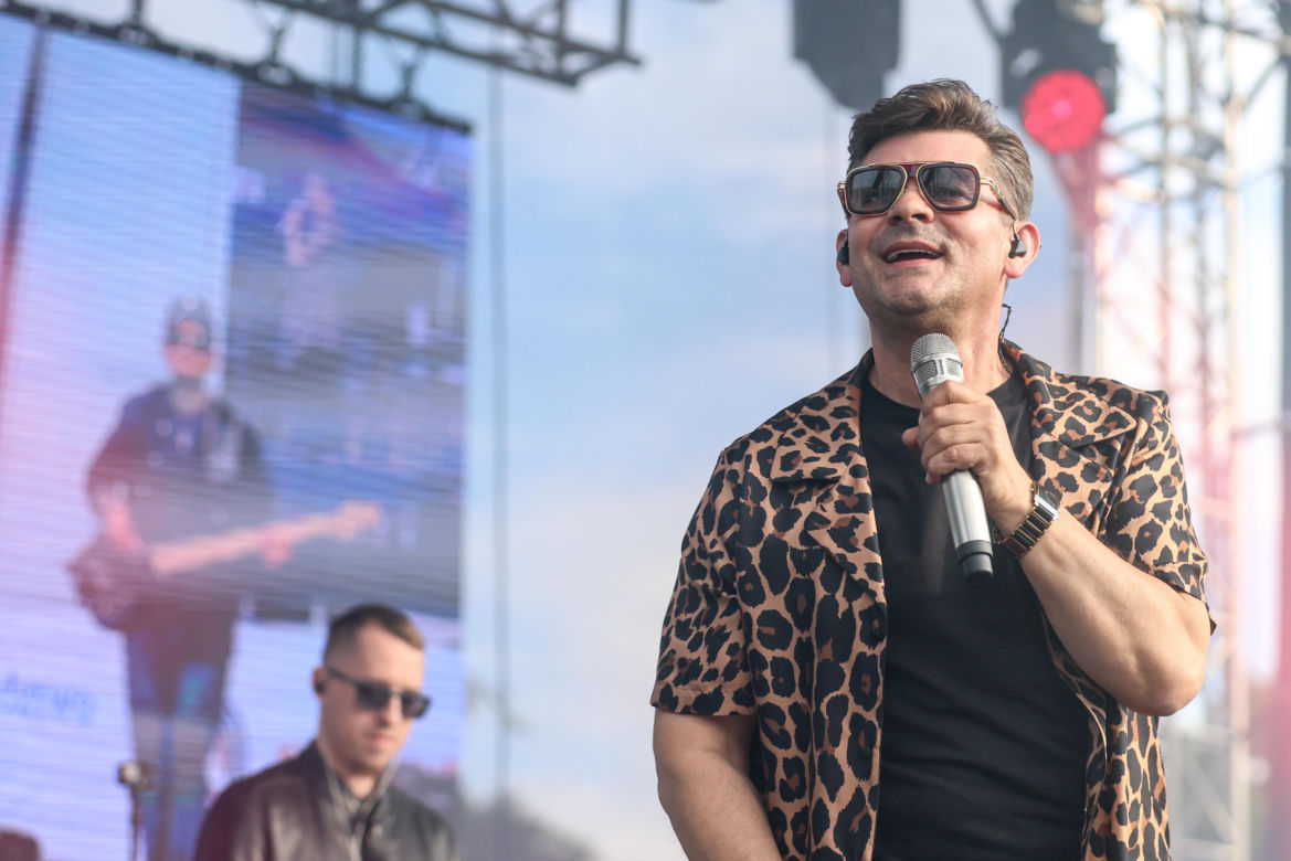Śląska Scena Letnia na promenadzie przy Stadionie Śląskim w Chorzowie