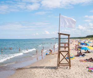 Sinice Dźwirzyno. Czy w Dźwirzynie można się kąpać 30.07? Flaga, warunki pogodowe