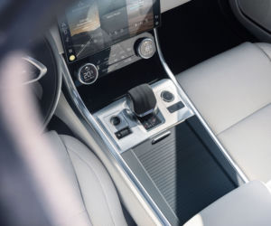 Nowy Jaguar XF (2021)